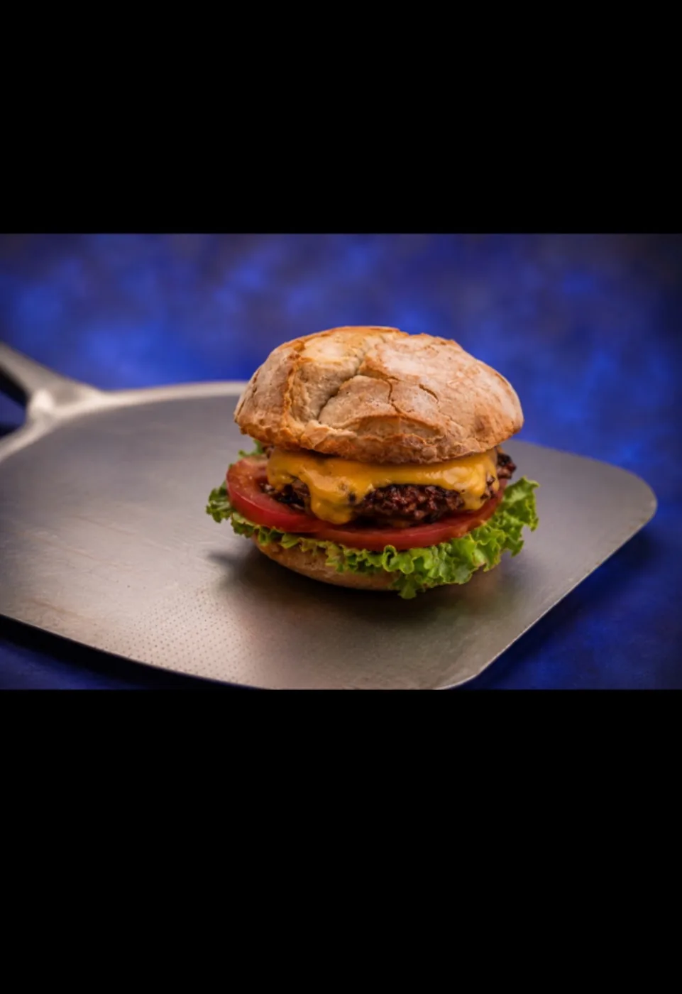 Take-Burger, pain pâte à pizza, viande et cheddar